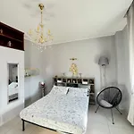 Bella 'mbriana شقة