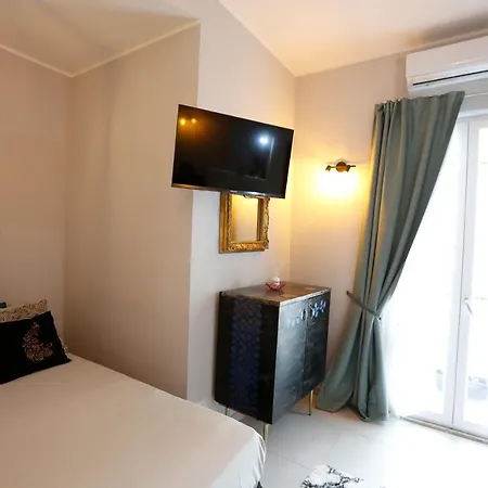 Bella 'mbriana * نابولي