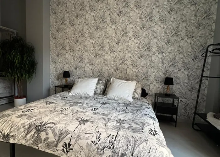 Bella 'mbriana Naples