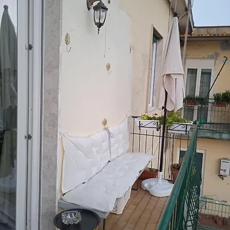 Bella 'mbriana Nápoles